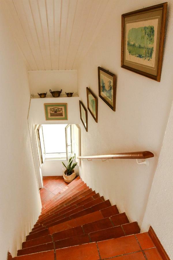 Cozy And Spacious Apartment In Graca, Lisbon Exterior photo