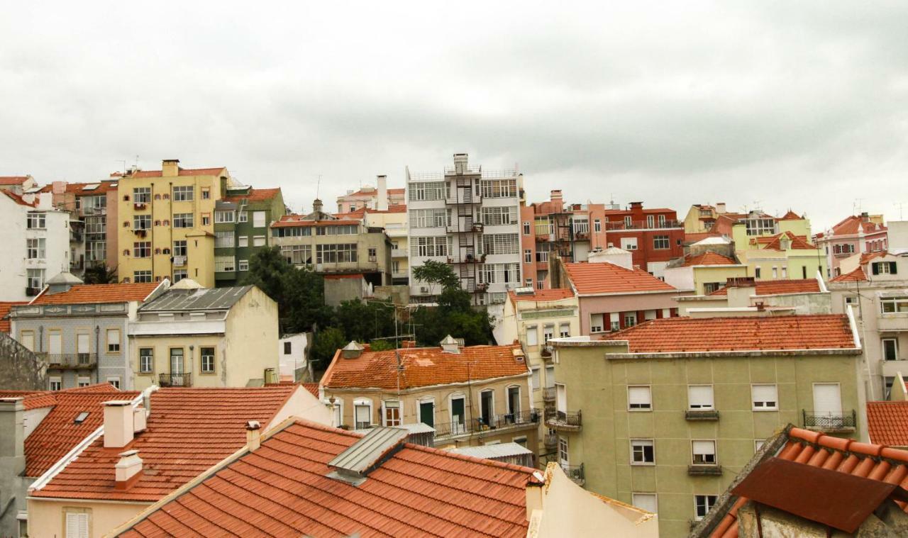 Cozy And Spacious Apartment In Graca, Lisbon Exterior photo